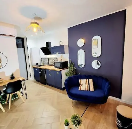 Le Very Cozy