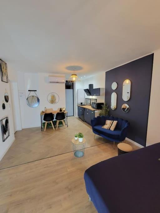 Le Very Cozy